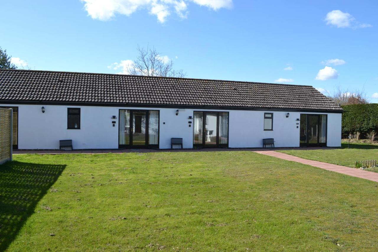 Apartment Number 5 - Lytton Tree Lodge, Reydon, Southwold *